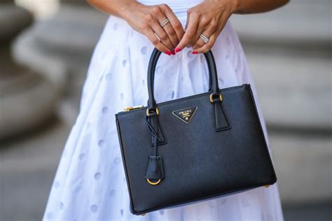 bags for fashionistas|italian leather handbag brands.